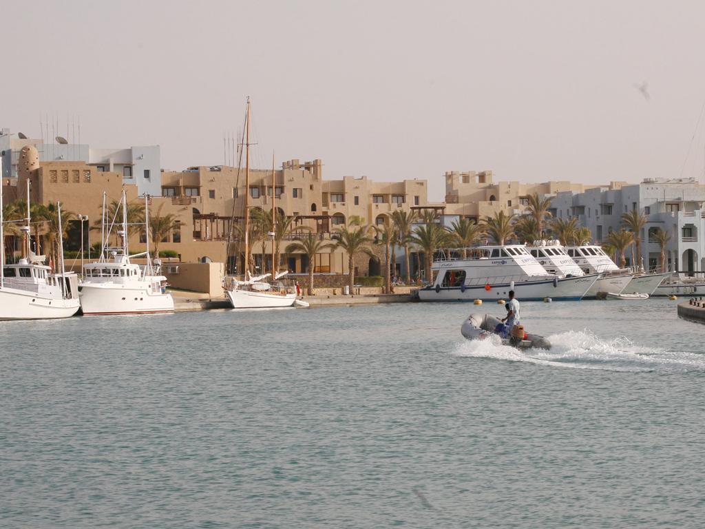 Marina Lodge At Port Ghalib Exterior foto