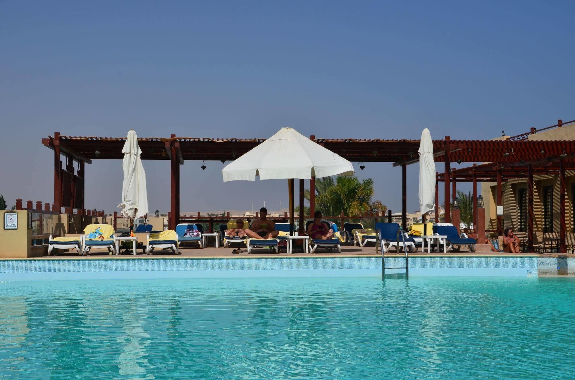 Marina Lodge At Port Ghalib Exterior foto